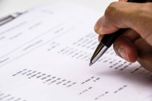 Specialiste retraite à Lyon, pour expliquer un relevé de carrière délivré par l&rsquo;assurance retraite